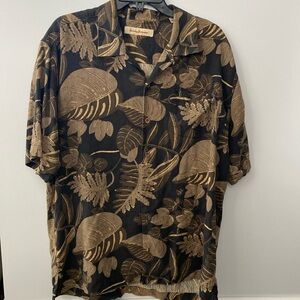 Tommy Bahama men’s LARGE aloha shirt